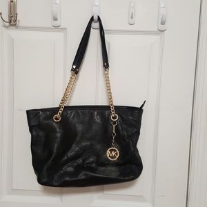 Michael Kors jet set gold chain pebbled tote bag